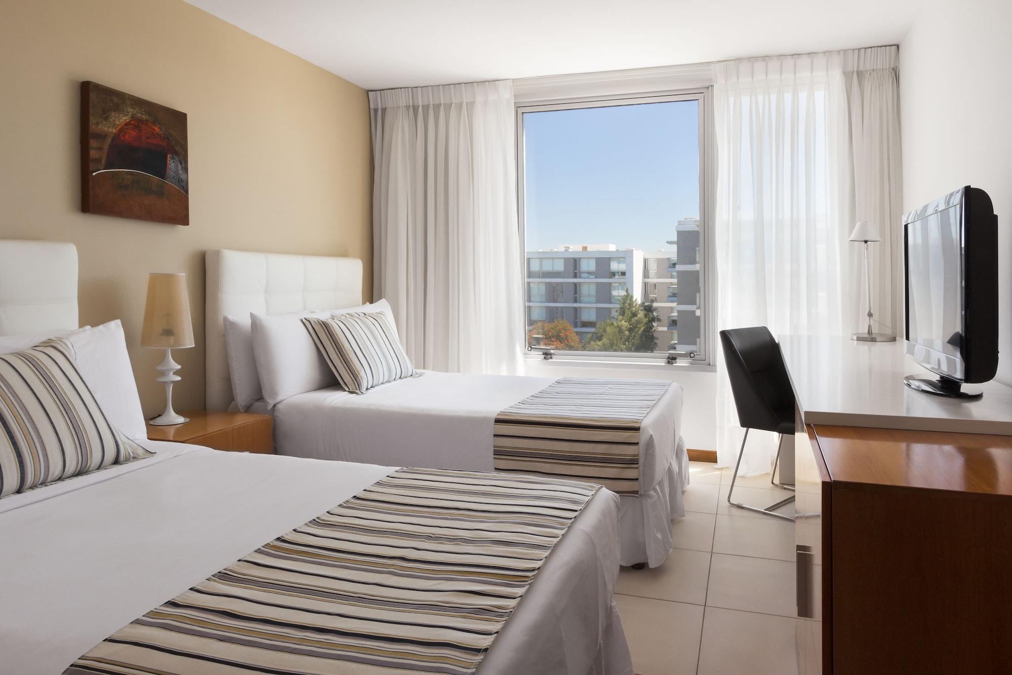 Real Colonia Hotel & Suites โกโลเนีย เดล ซากราเมนโต ภายนอก รูปภาพ