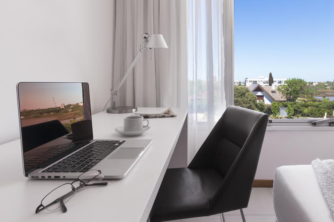Real Colonia Hotel & Suites โกโลเนีย เดล ซากราเมนโต ภายนอก รูปภาพ